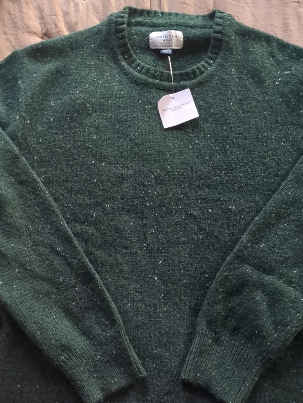 NWT Women's American Eagle Outfitters Forest Green Crewneck Sweater Size M